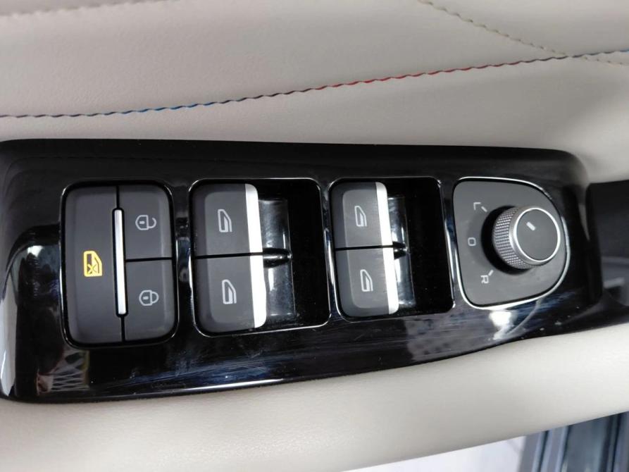 Geely Monjaro I Москва  - изображение 24