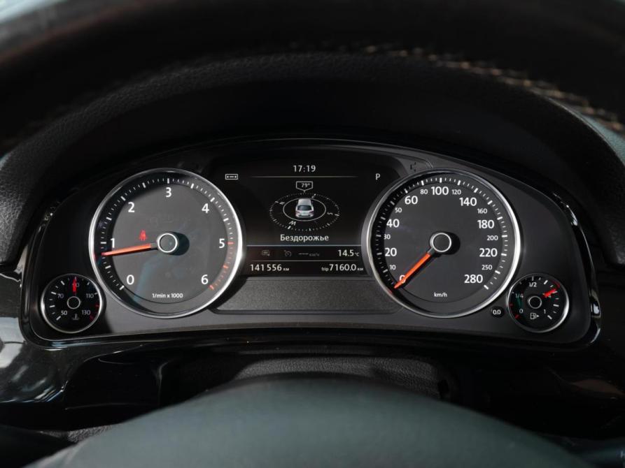 Volkswagen Touareg II Рестайлинг Тверь  - изображение 14