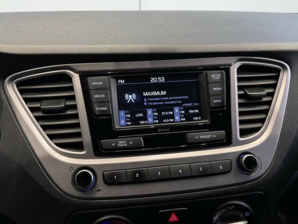 Hyundai Solaris II с пробегом 2019 года, цена 1 400 000 рублей, 145230 км, седан, Автокод Объявления