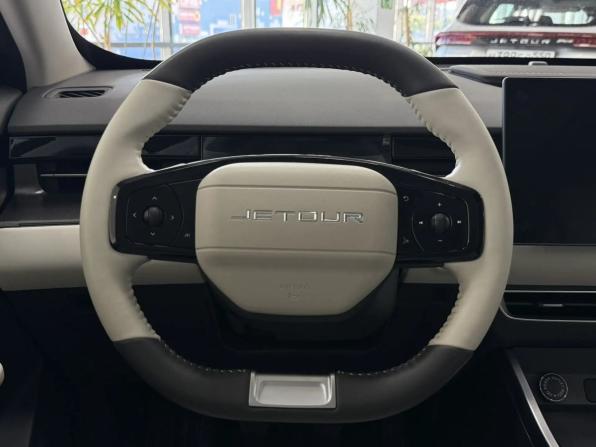 JETOUR DASHING I с пробегом 2023 года, цена 1 855 000 рублей, 44049 км, внедорожник, Автокод Объявления