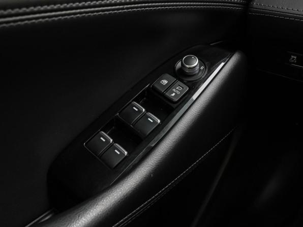 Mazda 6 III (GJ) Рестайлинг 2 с пробегом 2021 года, цена 2 592 070 рублей, 91939 км, седан, Автокод Объявления