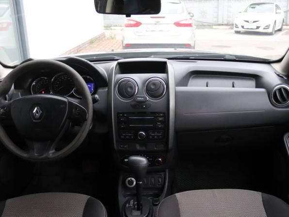 Renault Duster I Рестайлинг с пробегом 2015 года, цена 992 640 рублей, 170000 км, внедорожник, Автокод Объявления