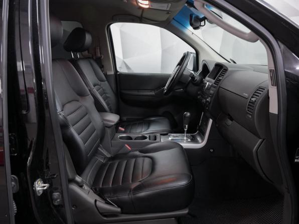 Nissan Pathfinder III Рестайлинг с пробегом 2013 года, цена 1 797 000 рублей, 177000 км, внедорожник, Автокод Объявления