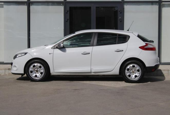 Renault Megane III с пробегом 2011 года, цена 960 000 рублей, 124605 км, хэтчбек, Автокод Объявления