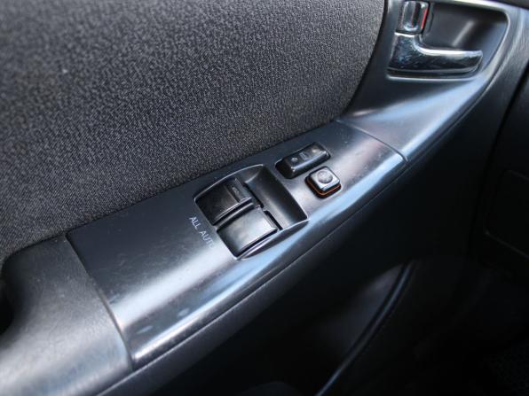 Toyota Corolla IX (E120 E130) Рестайлинг с пробегом 2006 года, цена 389 000 рублей, 295286 км, седан, Автокод Объявления