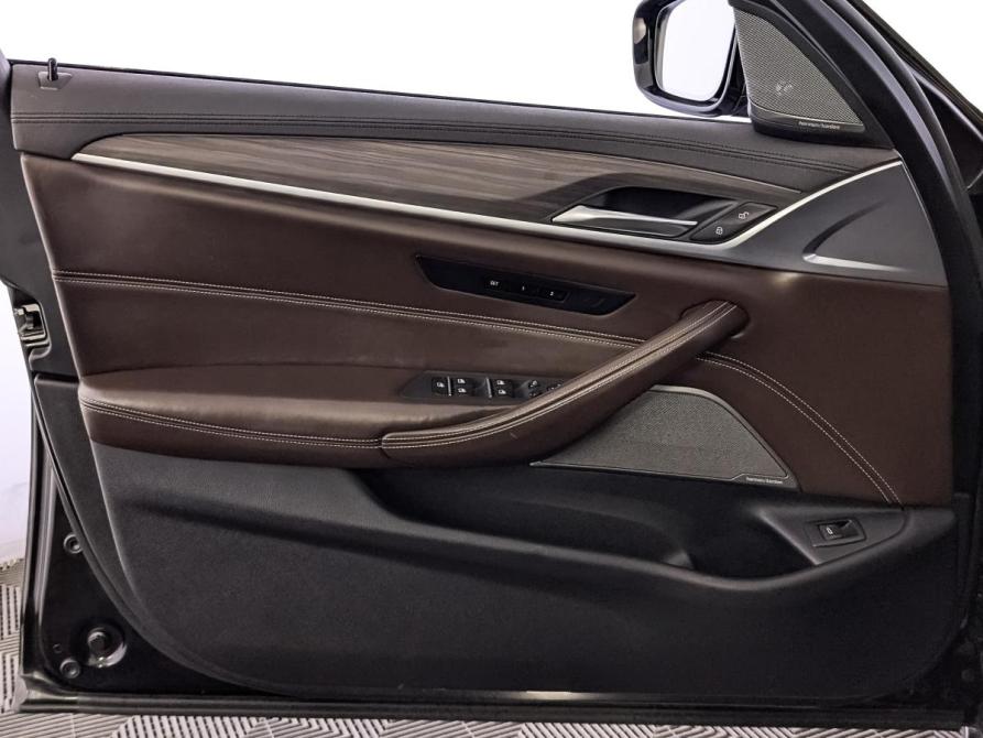BMW 5 серии VII (G30/G31/G38) Москва  - изображение 19