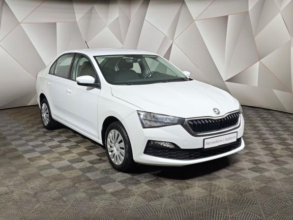 Skoda Rapid II с пробегом 2021 года, цена 1 680 000 рублей, 77553 км, лифтбек, Автокод Объявления