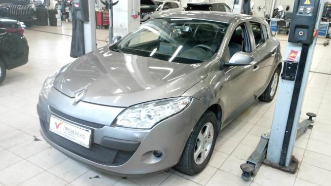 Renault Megane III с пробегом 2010 года, цена 580 000 рублей, 222228 км, хэтчбек, Автокод Объявления