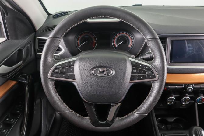 Lada (ВАЗ) Vesta I Рестайлинг (NG) с пробегом 2023 года, цена 1 349 000 рублей, 28660 км, седан, Автокод Объявления