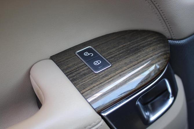 Land Rover Range Rover Sport II с пробегом 2016 года, цена 2 549 000 рублей, 182000 км, внедорожник, Автокод Объявления