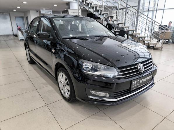 Volkswagen Polo V Рестайлинг с пробегом 2017 года, цена 1 350 000 рублей, 138000 км, седан, Автокод Объявления