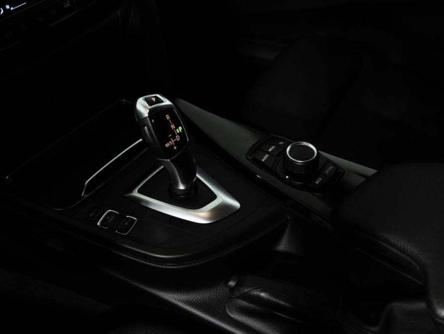 BMW 3 серии VI (F3x) Рестайлинг Санкт-Петербург  - изображение 16