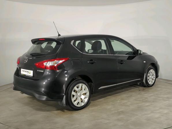 Nissan Tiida II с пробегом 2015 года, цена 859 000 рублей, 107367 км, хэтчбек, Автокод Объявления