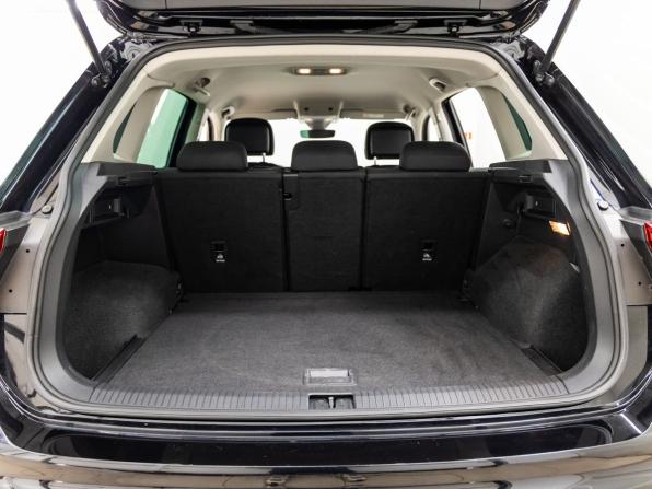 Volkswagen Tiguan II с пробегом 2019 года, цена 2 148 000 рублей, 130109 км, внедорожник, Автокод Объявления