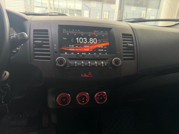 Mitsubishi Outlander II Рестайлинг с пробегом 2012 года, цена 1 190 000 рублей, 200863 км, внедорожник, Автокод Объявления
