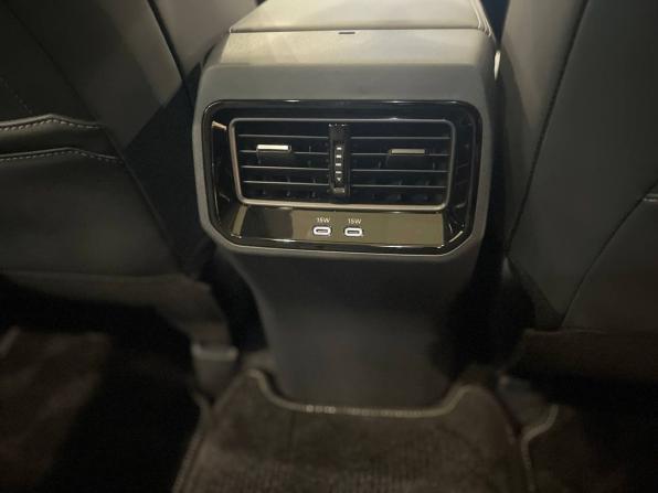 Toyota RAV4 VI (XA60) с пробегом 2025 года, цена 4 695 000 рублей, 18 км, внедорожник, Автокод Объявления