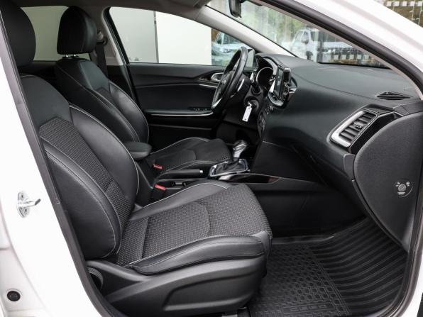 Kia Ceed III с пробегом 2018 года, цена 1 698 000 рублей, 56330 км, хэтчбек, Автокод Объявления