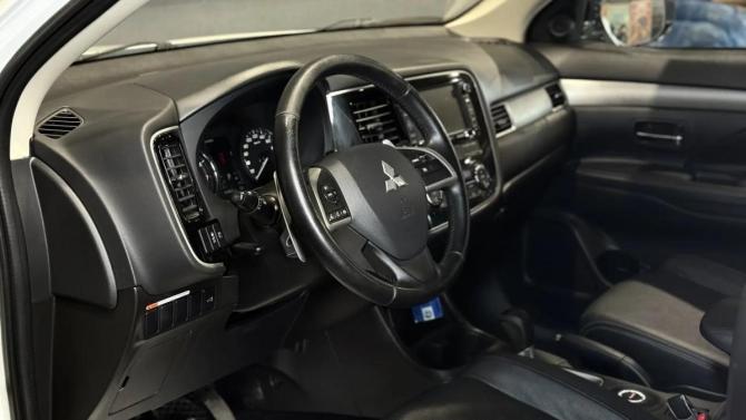 Mitsubishi Outlander III с пробегом 2012 года, цена 1 420 000 рублей, 152600 км, внедорожник, Автокод Объявления
