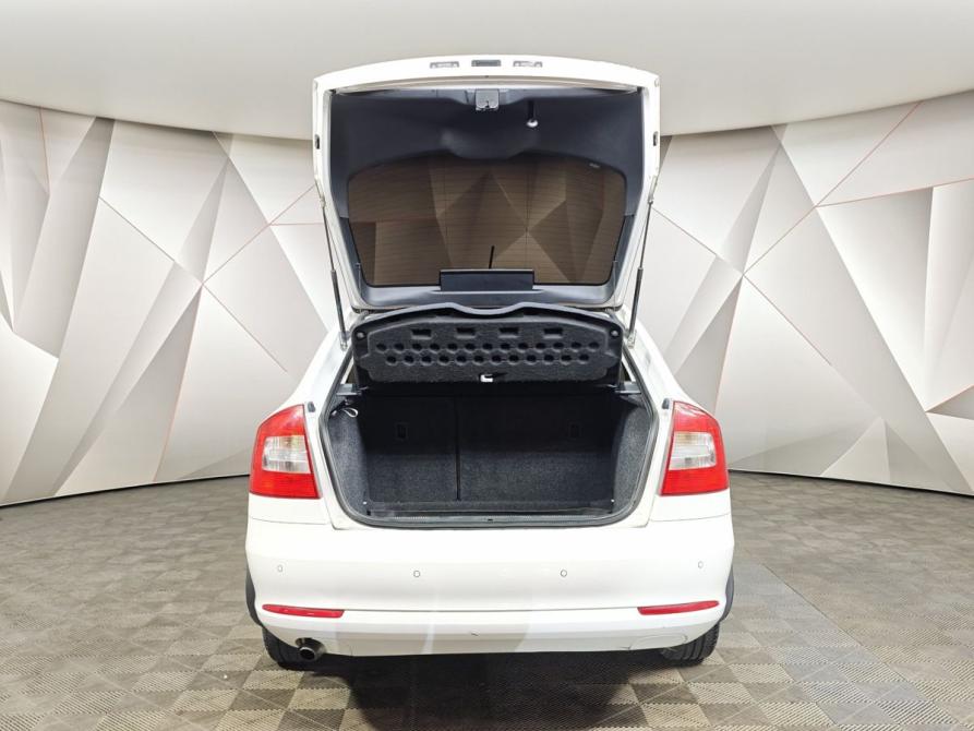 Skoda Octavia II (A5) Рестайлинг Москва  - изображение 11
