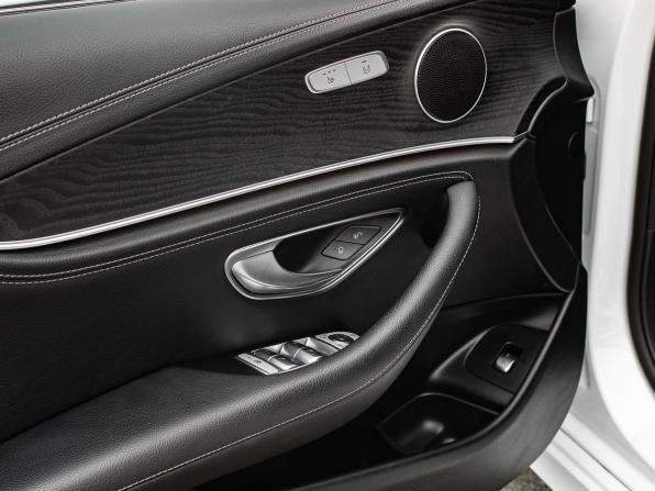Mercedes-Benz E-Класс V (W213 S213 C238) с пробегом 2019 года, цена 3 349 000 рублей, 90847 км, седан, Автокод Объявления