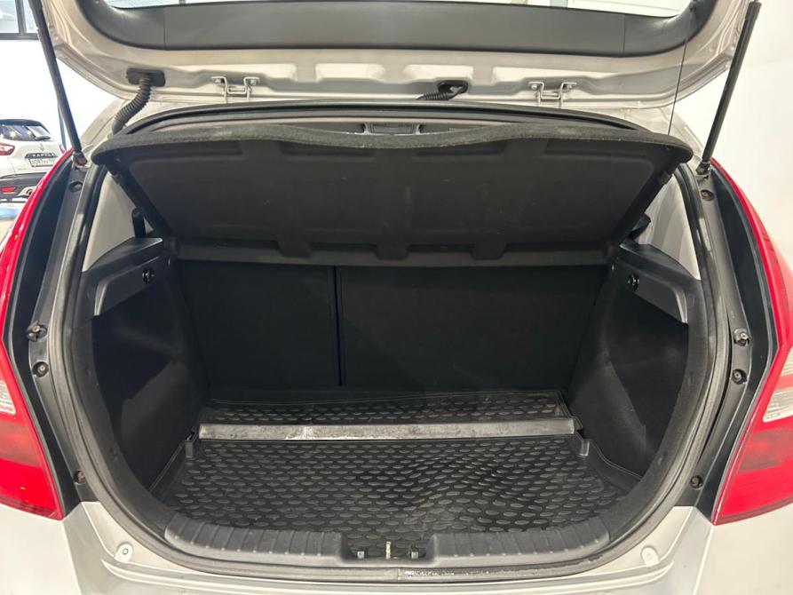 Hyundai i30 I Рестайлинг Санкт-Петербург  - изображение 12