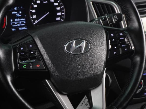 Hyundai Creta I с пробегом 2018 года, цена 1 499 000 рублей, 193840 км, внедорожник, Автокод Объявления