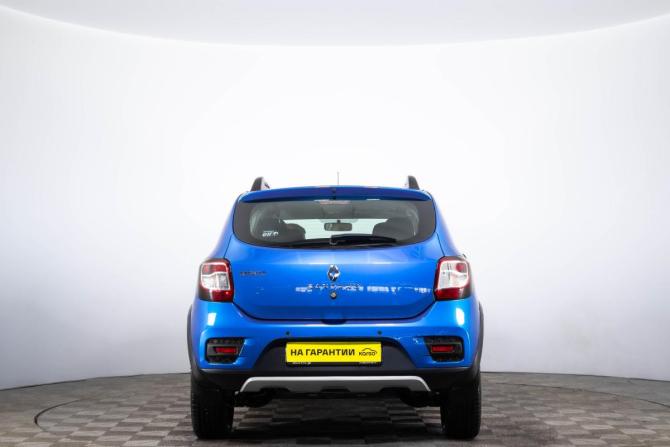 Renault Sandero II Рестайлинг с пробегом 2018 года, цена 1 349 000 рублей, 87200 км, хэтчбек, Автокод Объявления