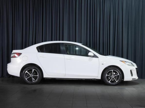 Mazda 3 II (BL) Рестайлинг с пробегом 2012 года, цена 888 000 рублей, 232972 км, седан, Автокод Объявления