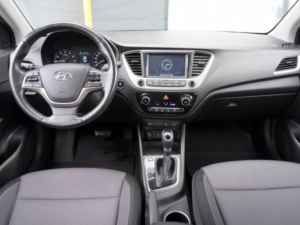 Hyundai Solaris II с пробегом 2018 года, цена 1 417 000 рублей, 77300 км, седан, Автокод Объявления