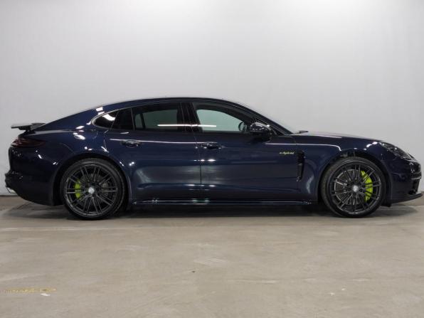 Porsche Panamera II с пробегом 2017 года, цена 5 990 000 рублей, 109000 км, лифтбек, Автокод Объявления