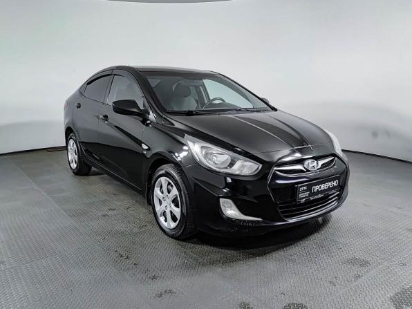 Hyundai Solaris I с пробегом 2014 года, цена 875 000 рублей, 180000 км, седан, Автокод Объявления