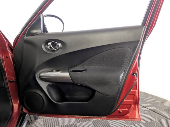 Nissan Juke I с пробегом 2013 года, цена 1 015 000 рублей, 119107 км, внедорожник, Автокод Объявления