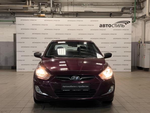 Hyundai Solaris I с пробегом 2012 года, цена 679 000 рублей, 197553 км, седан, Автокод Объявления