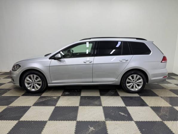 Volkswagen Golf VII Рестайлинг с пробегом 2019 года, цена 1 430 000 рублей, 147000 км, универсал, Автокод Объявления