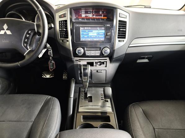 Mitsubishi Pajero IV Рестайлинг 2 с пробегом 2014 года, цена 2 289 000 рублей, 190911 км, внедорожник, Автокод Объявления