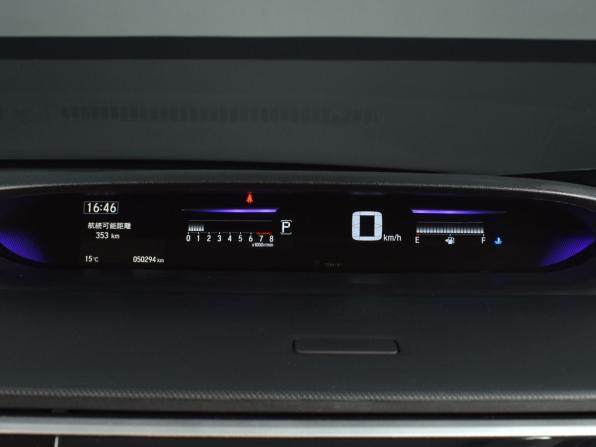 Honda Stepwgn V Рестайлинг с пробегом 2019 года, цена 2 314 995 рублей, 50293 км, минивэн, Автокод Объявления