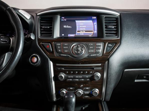Nissan Pathfinder IV с пробегом 2015 года, цена 1 800 000 рублей, 125796 км, внедорожник, Автокод Объявления