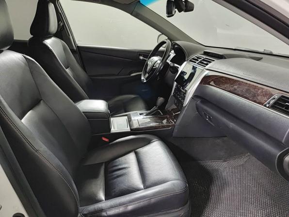 Toyota Camry VII (XV50) Рестайлинг 2 с пробегом 2017 года, цена 1 860 000 рублей, 181997 км, седан, Автокод Объявления