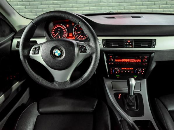 BMW 3 серии V (E90/E91/E92/E93) с пробегом 2006 года, цена 875 000 рублей, 211442 км, седан, Автокод Объявления