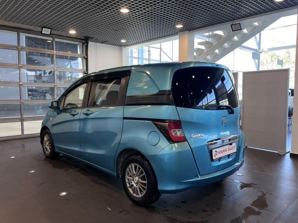 Honda Freed I с пробегом 2010 года, цена 1 020 000 рублей, 187871 км, компактвэн, Автокод Объявления