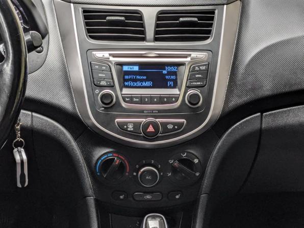 Hyundai Solaris I Рестайлинг с пробегом 2014 года, цена 1 164 900 рублей, 75000 км, седан, Автокод Объявления