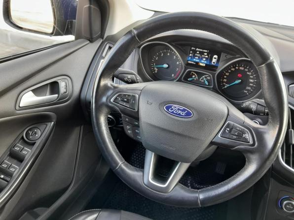 Ford Focus III Рестайлинг с пробегом 2016 года, цена 1 299 000 рублей, 96840 км, хэтчбек, Автокод Объявления