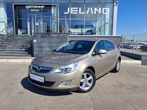 Opel Astra J