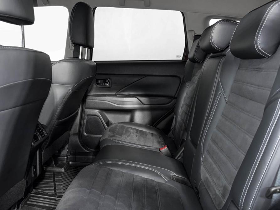 Mitsubishi Outlander III Рестайлинг 3 Санкт-Петербург  - изображение 12