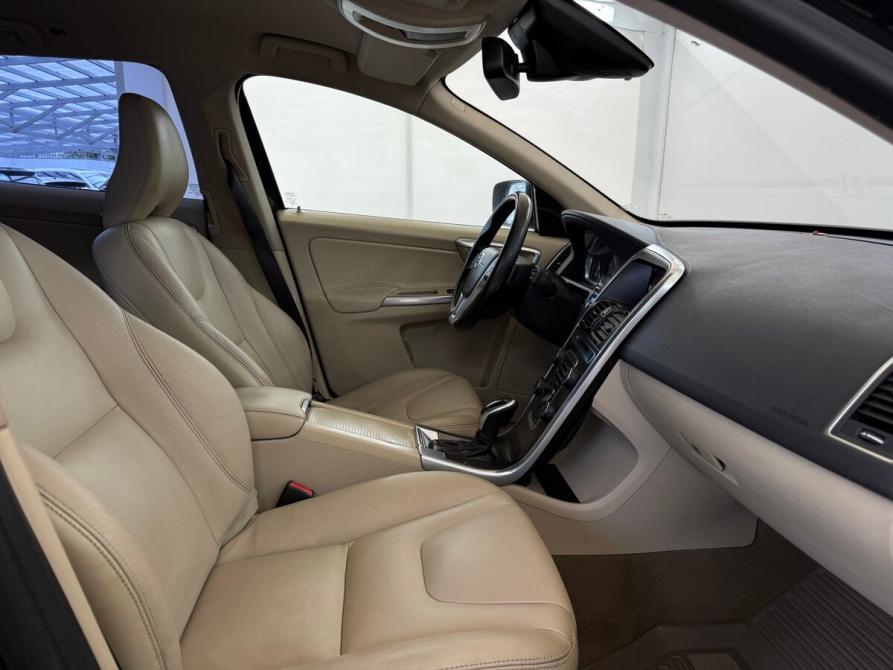 Volvo XC60 I Рестайлинг Москва  - изображение 12
