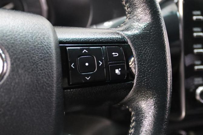 Toyota Hilux VIII Рестайлинг 2 с пробегом 2021 года, цена 4 080 850 рублей, 216819 км, пикап, Автокод Объявления