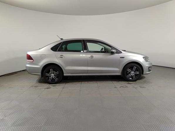 Volkswagen Polo V Рестайлинг с пробегом 2018 года, цена 1 270 000 рублей, 102384 км, седан, Автокод Объявления