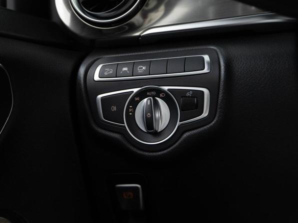 Mercedes-Benz V-Класс III (W447) Рестайлинг с пробегом 2021 года, цена 6 537 077 рублей, 148644 км, минивэн, Автокод Объявления