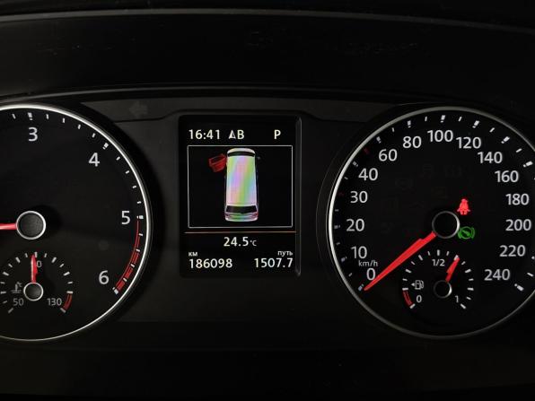 Volkswagen Multivan T6 с пробегом 2015 года, цена 2 989 000 рублей, 186096 км, минивэн, Автокод Объявления
