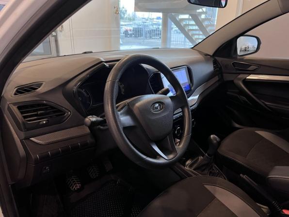 Lada (ВАЗ) Vesta I Рестайлинг (NG) с пробегом 2024 года, цена 1 360 000 рублей, 42495 км, седан, Автокод Объявления